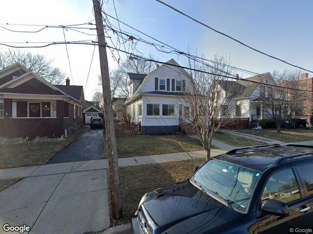 House image located at Elgin, IL 60123