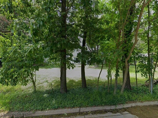 House image located at Kalamazoo, MI 49008