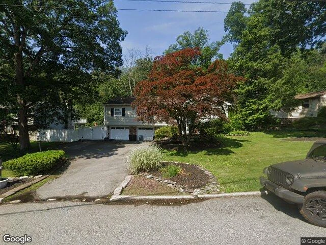 House image located at Bloomingdale, NJ 07403