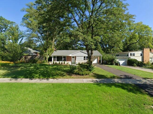 House image located at Northbrook, IL 60062