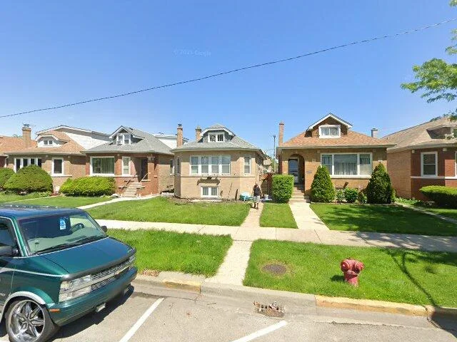 House image located at Chicago, IL 60634