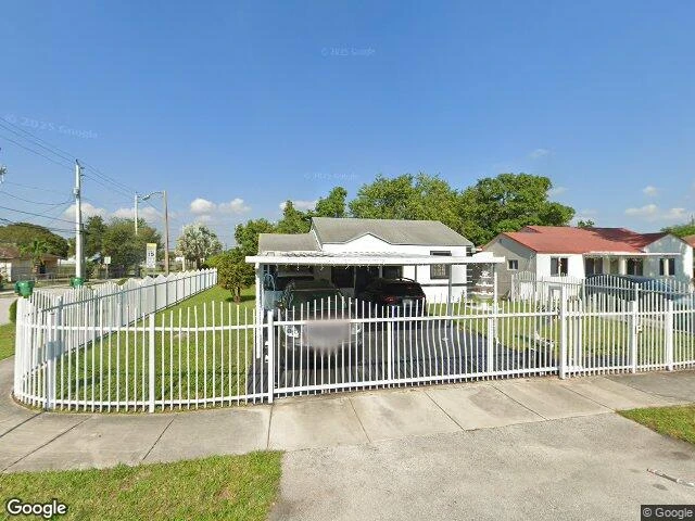 House image located at Miami, FL 33150