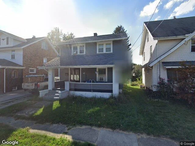 House image located at Louisville, OH 44641