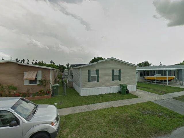 House image located at Hollywood, FL 33029