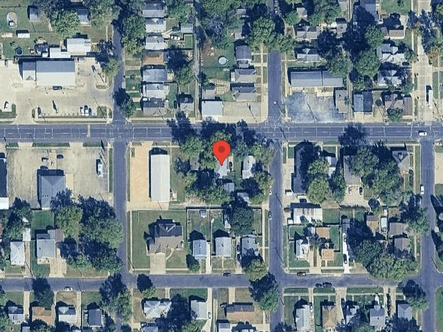 House image located at Pekin, IL 61554