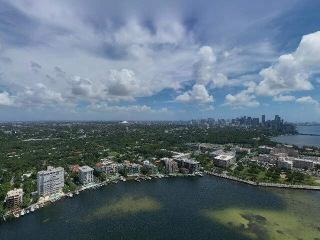 House image located at Miami, FL 33133