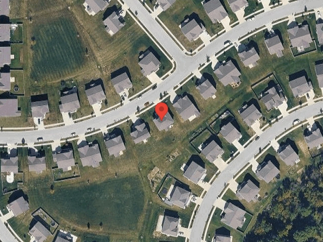 House image located at Avon, IN 46123