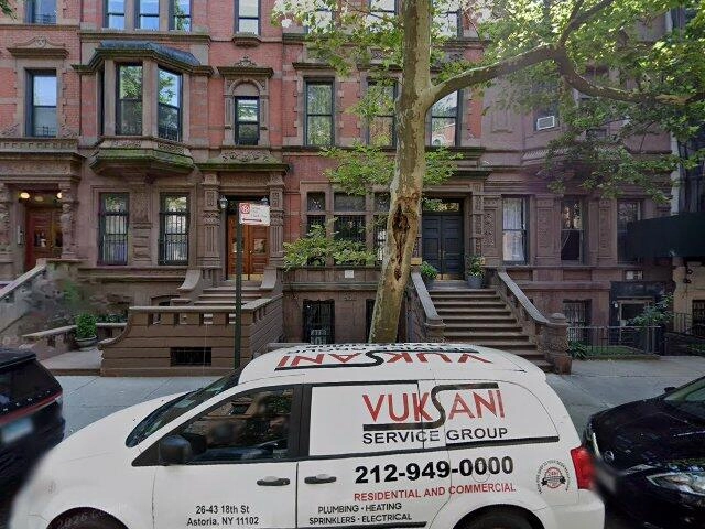 House image located at Chicago, IL 60620