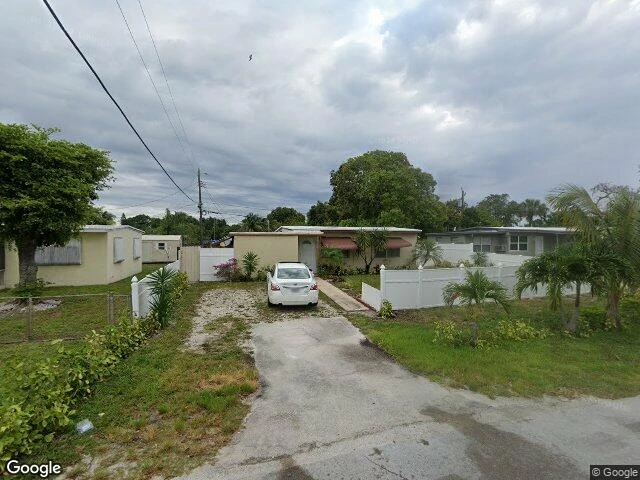 House image located at Lake Worth, FL 33462