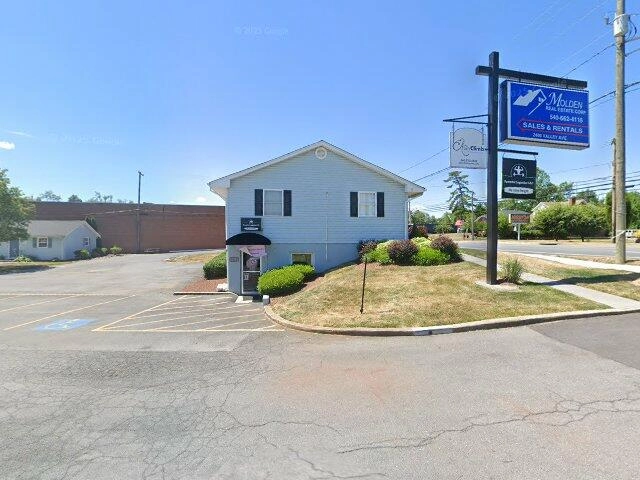 House image located at Wilmington, DE 19810