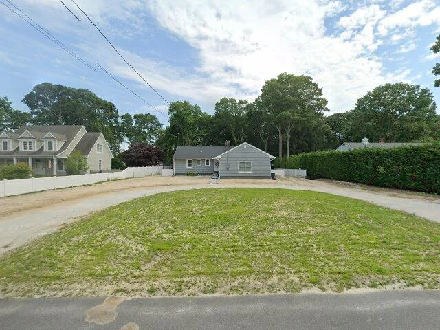 House image located at Blue Point, NY 11715