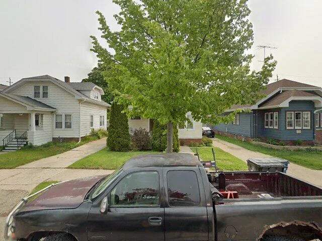 House image located at Racine, WI 53404