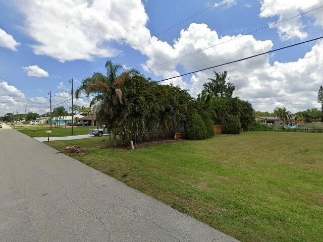 House image located at Fort Myers, FL 33905