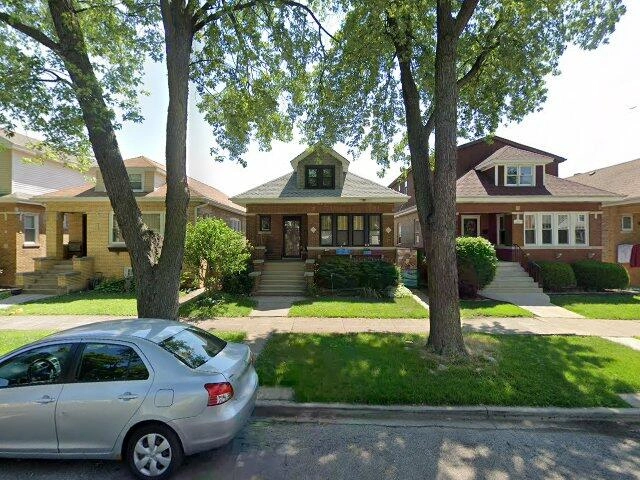 House image located at Chicago, IL 60630