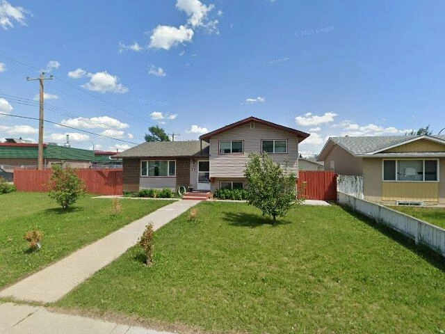 House image located at Kalkaska, MI 49646