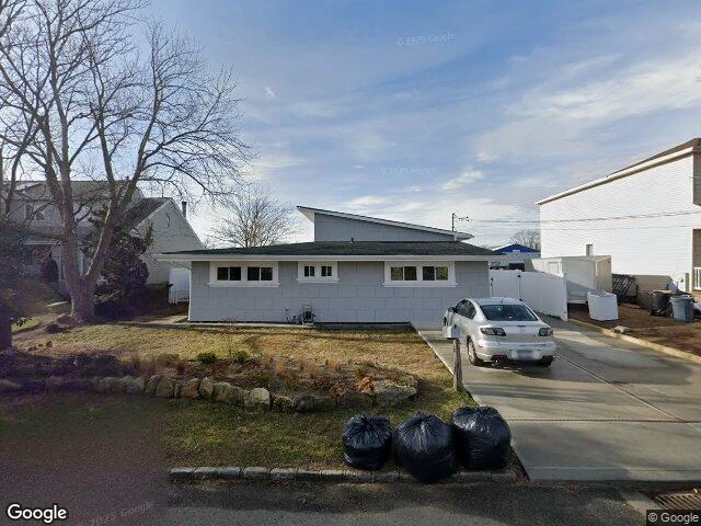 House image located at Lindenhurst, NY 11757