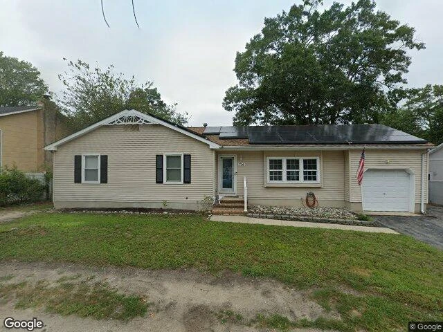 House image located at Beachwood, NJ 08722