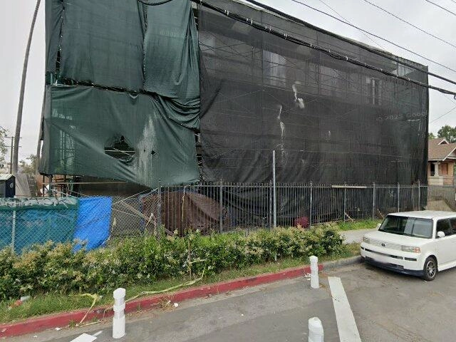 House image located at Los Angeles, CA 90006