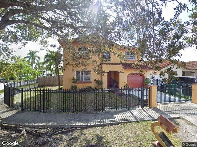 House image located at Miami, FL 33193