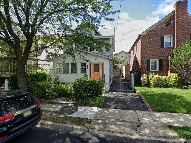 House image located at Newark, NJ 07106