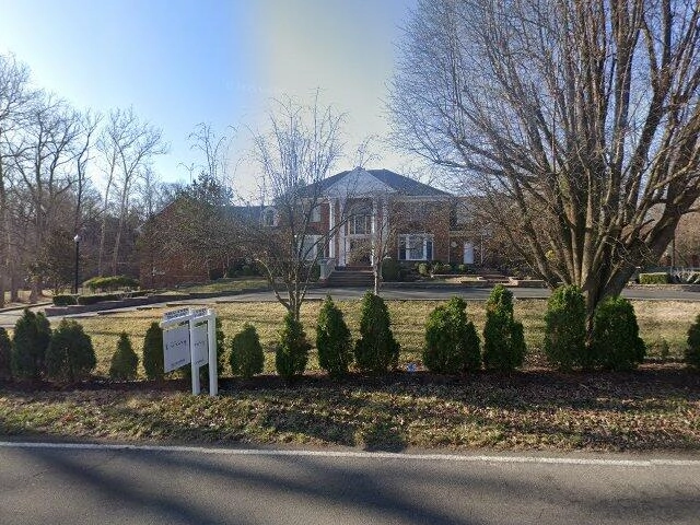 House image located at Saint Louis, MO 63124