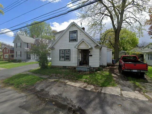 House image located at Auburn, NY 13021