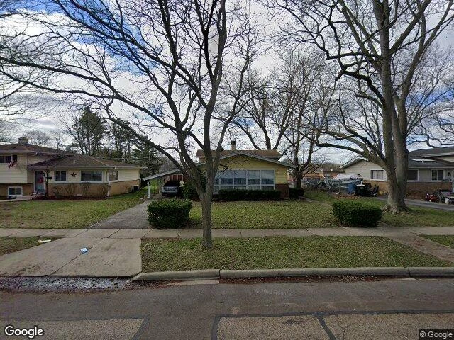 House image located at Dundee, IL 60118