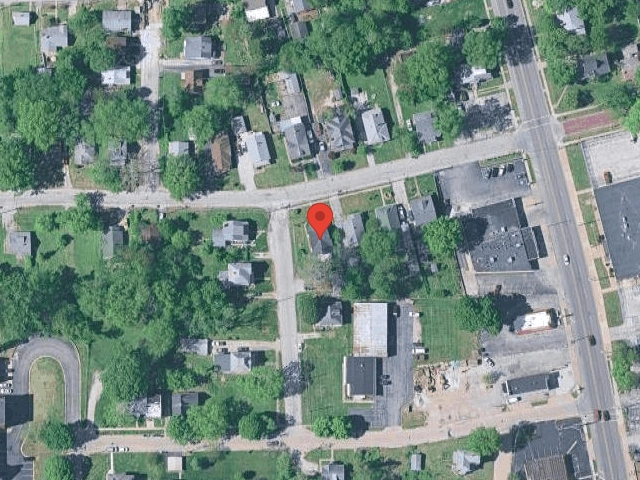 House image located at Alton, IL 62002