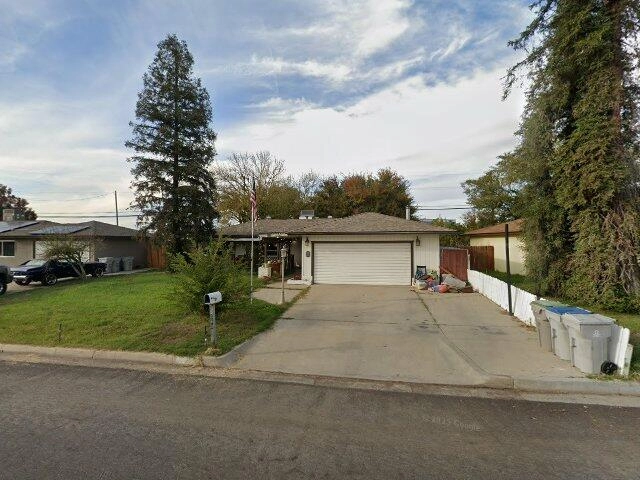 House image located at Fresno, CA 93727