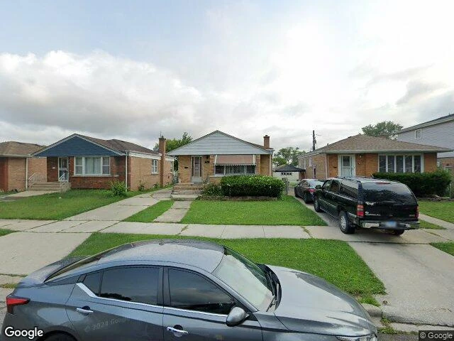 House image located at Chicago, IL 60652