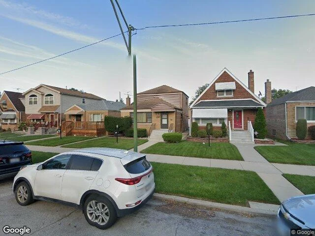 House image located at Chicago, IL 60652