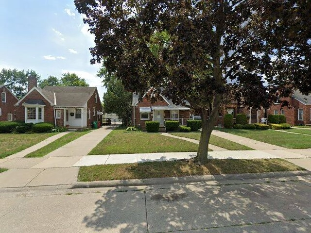 House image located at Eastpointe, MI 48021