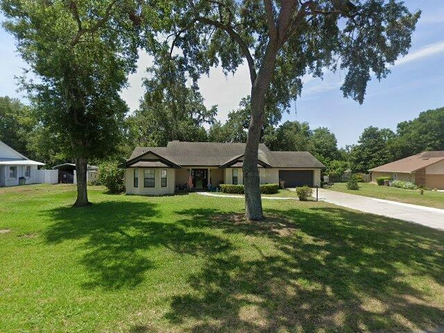 House image located at Grand Island, FL 32735