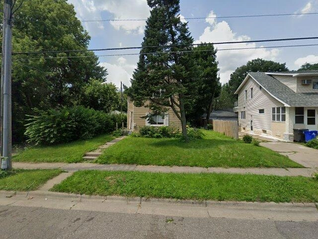 House image located at Saint Paul, MN 55117