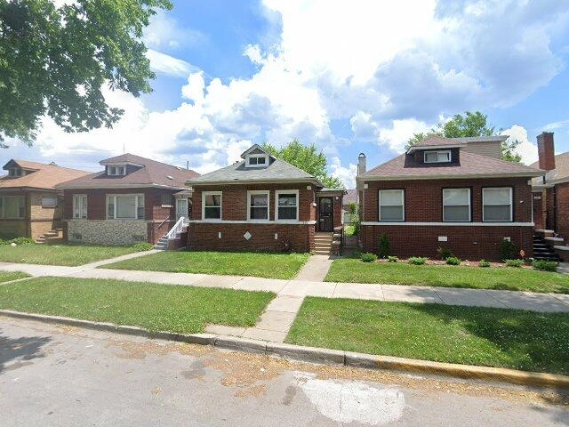 House image located at Chicago, IL 60617
