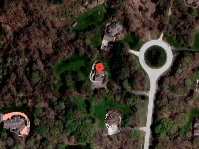 House image located at Chardon, OH 44024