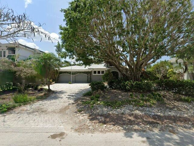 House image located at South Saint Paul, MN 55075