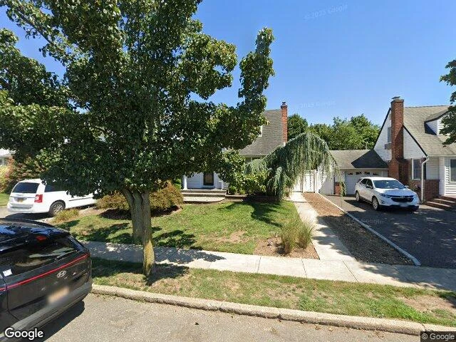 House image located at Levittown, NY 11756