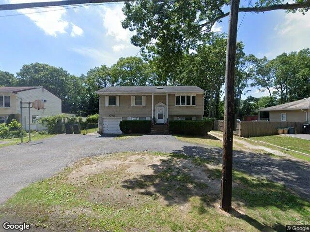 House image located at Bay Shore, NY 11706