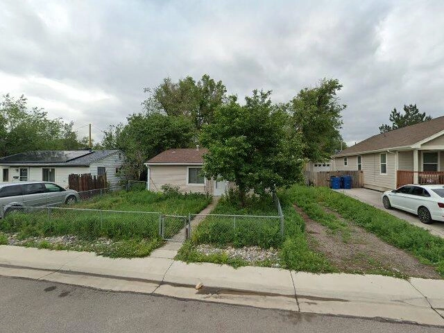 House image located at Englewood, CO 80110