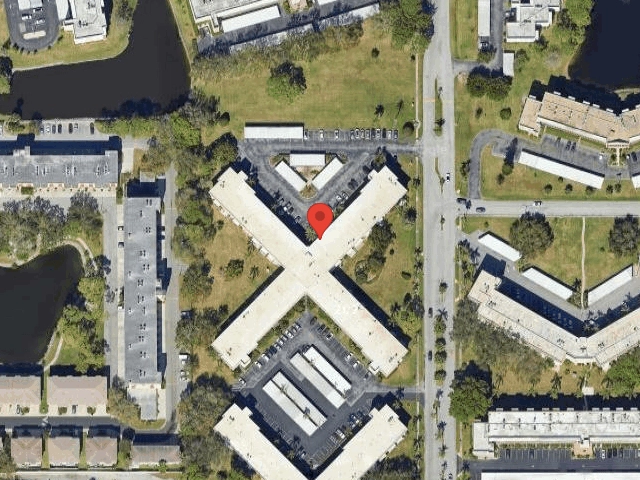 House image located at Saint Petersburg, FL 33709