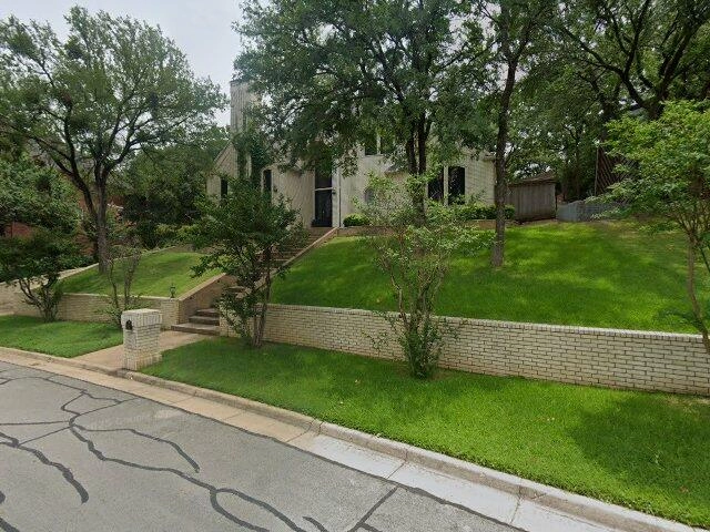 House image located at Arlington, TX 76006