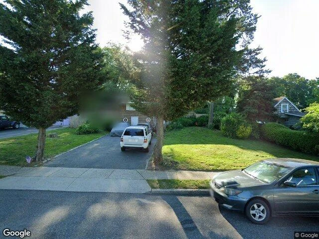 House image located at Islandia, NY 11749