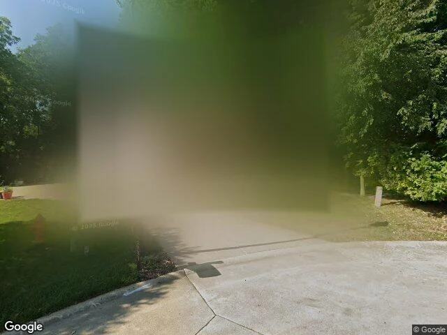 House image located at Moline, IL 61265