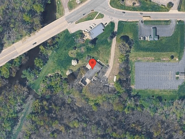 House image located at Coloma, MI 49038