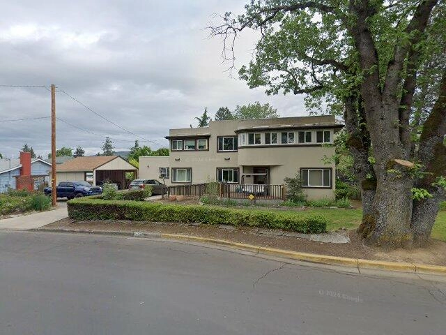 House image located at Medford, OR 97504