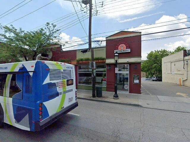 House image located at Cincinnati, OH 45220