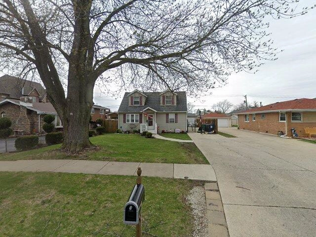 House image located at Bridgeview, IL 60455