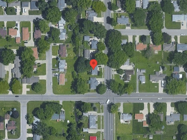 House image located at Waterloo, IA 50702