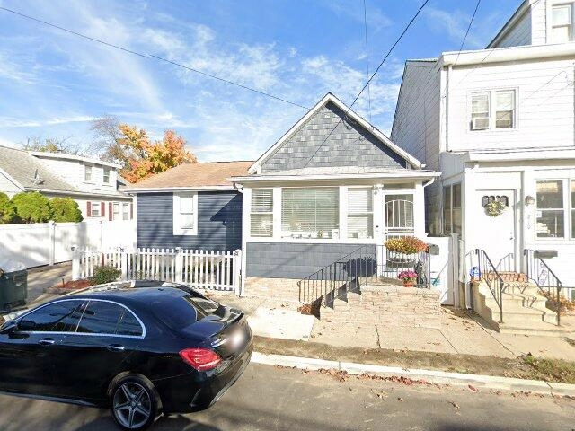 House image located at Trenton, NJ 08611